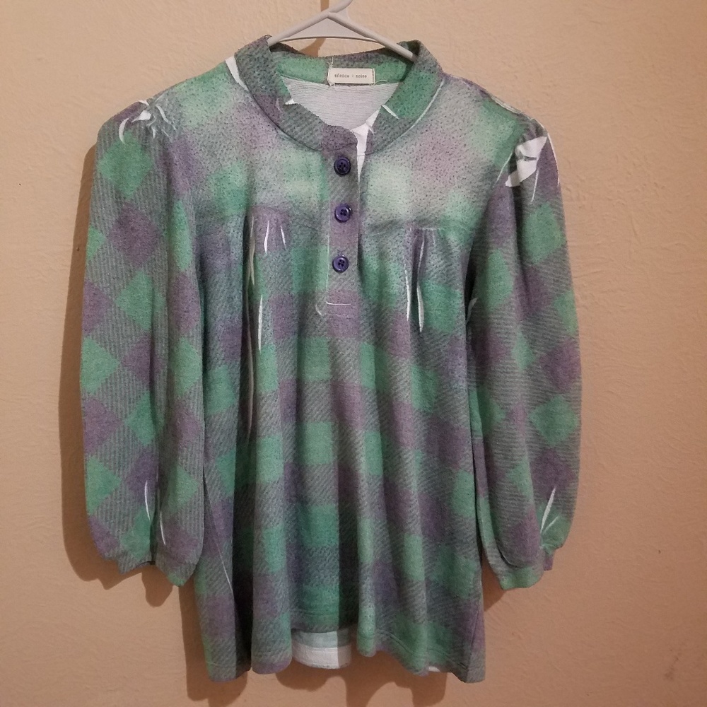 Urban Outfitters 3/4 Sleeve Sweater